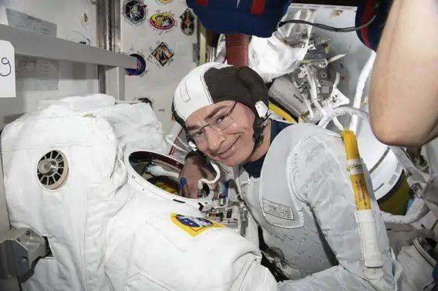 [astronaut怎么记忆]astronaut怎么读英语