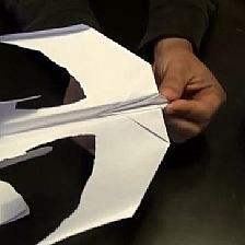 [纸飞机空中之王怎么叠]空中之王纸飞机要怎么折