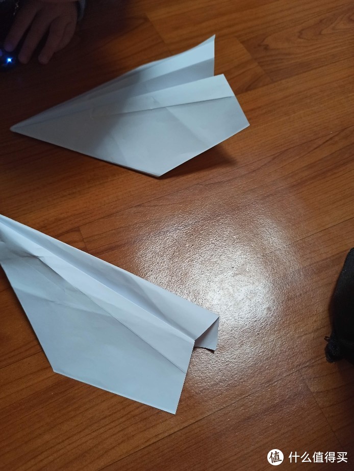 [转两圈飞回来的纸飞机]转两圈飞回来的纸飞机超级简单