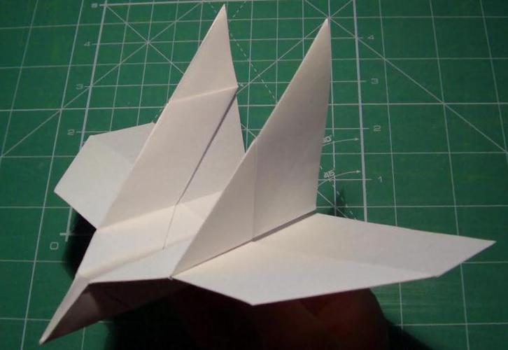 播放纸飞机的视频怎么折-播放纸飞机的视频怎么折的