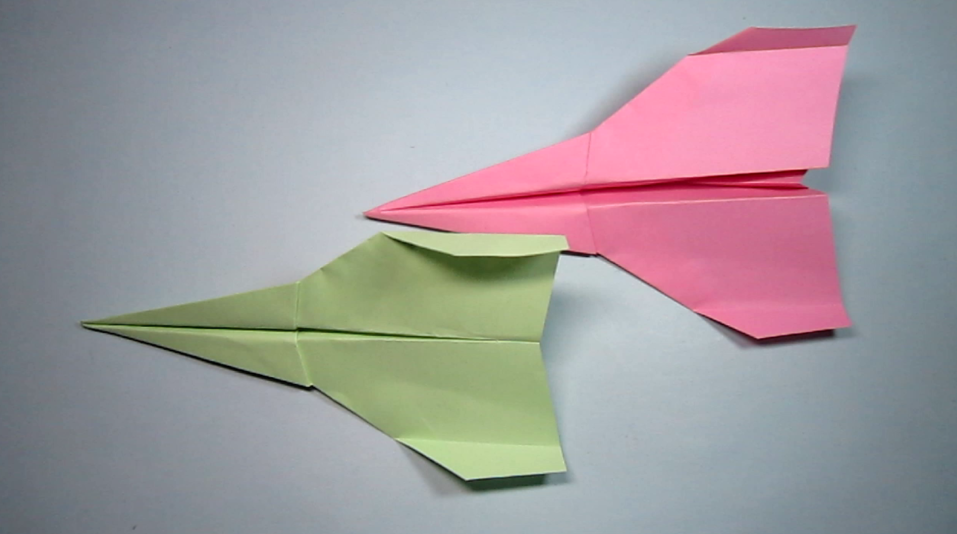 转两圈飞回来的纸飞机-转一圈飞回来的纸飞机怎么折