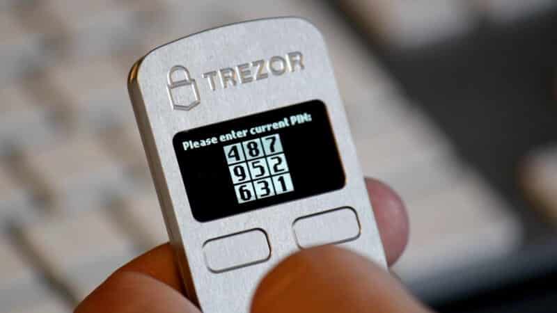 包含冷钱包trezor使用方法的词条