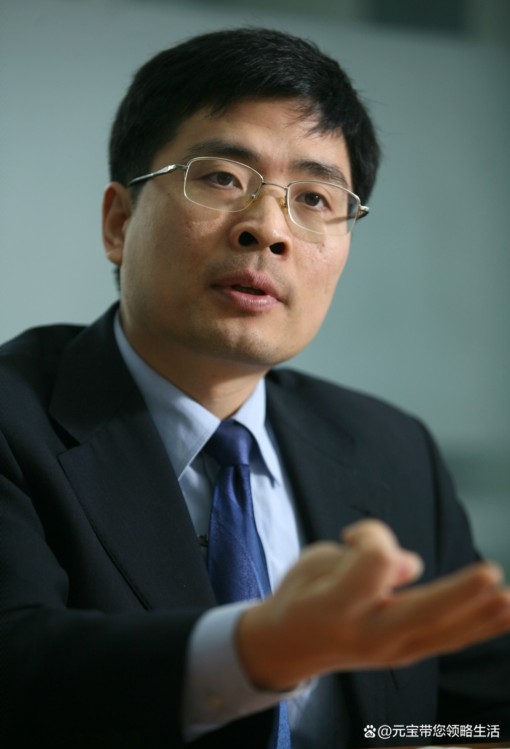 周云杰回应与雷军同走通道,海尔周云杰回应与雷军两会同框