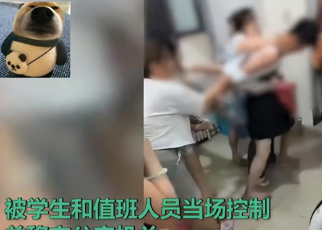 男生被强制穿上女装变成女人,男生被强制穿上女装变成女人仙女楼