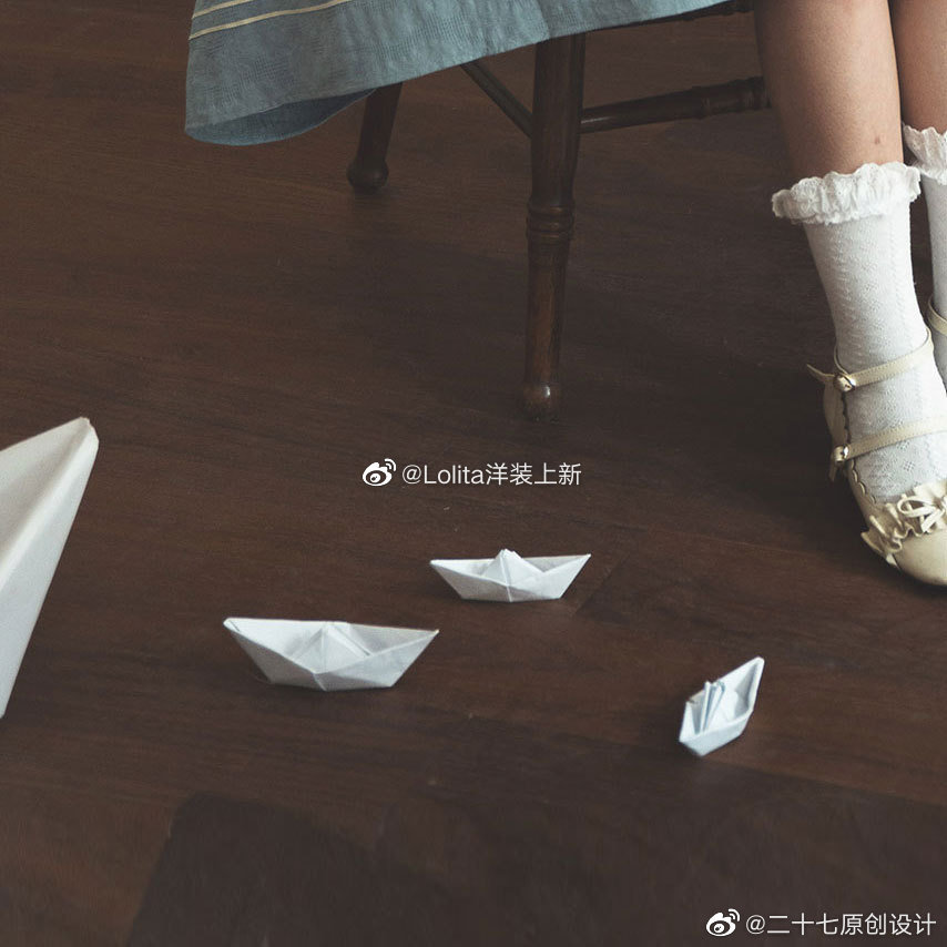 纸飞机旗舰店裙子,纸飞机品牌鞋子怎么样